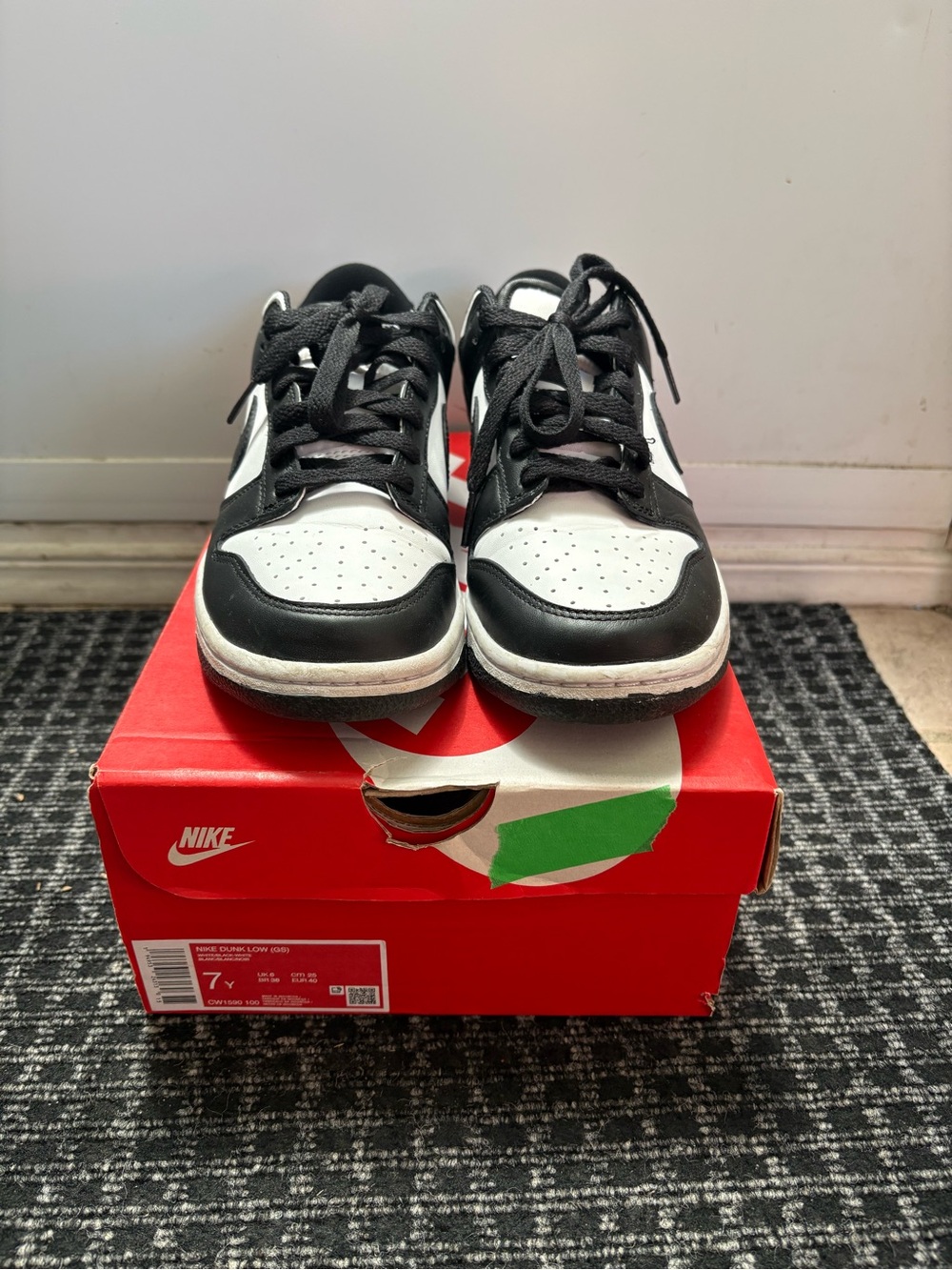 Nike Panda dunks